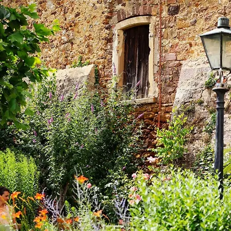 酒店 Hofgut Battenberg 4*