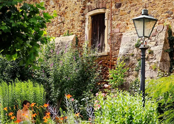 Hotel Hofgut Battenberg 4*